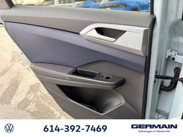 New 2026 Volkswagen Taos SEL image 18