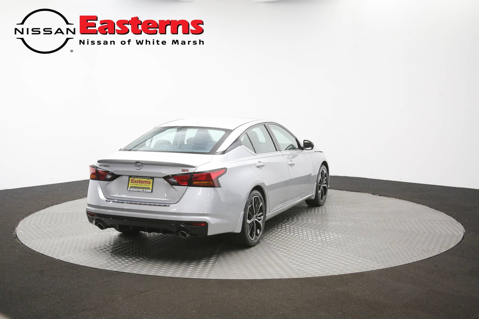 Used 2023 Nissan Altima 2.5 SR w/ SR Premium Package FWD image 38