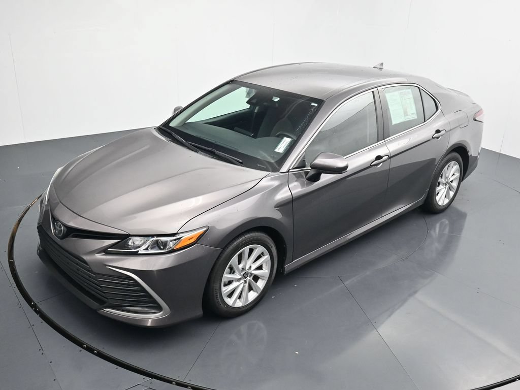 Used 2024 Toyota Camry LE FWD image 27