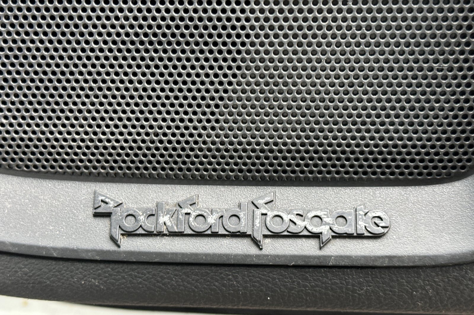 Used 2018 Nissan Titan SL w/ Chrome Package image 41