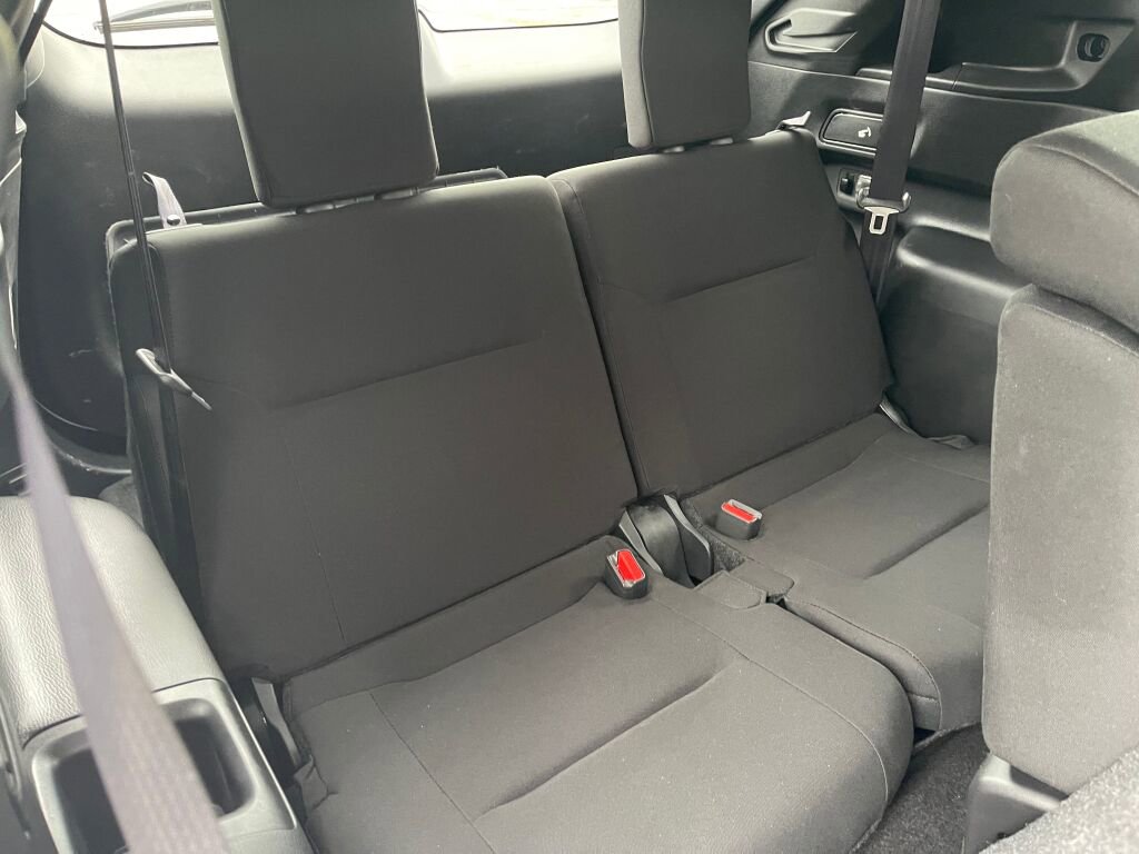 Used 2022 Mitsubishi Outlander ES AWD/4WD image 27