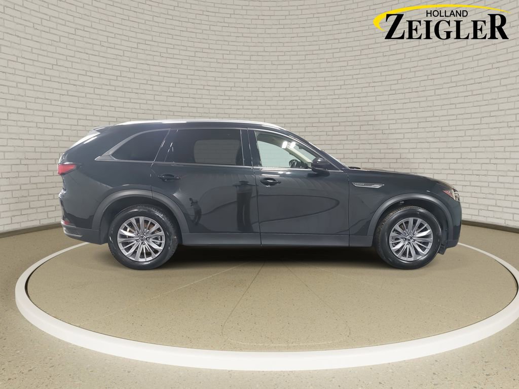 Used 2025 MAZDA CX-90 3.3 Turbo w/ Preferred Package image 4