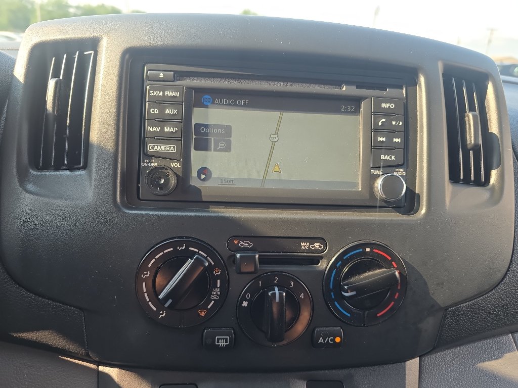 Used 2017 Chevrolet City Express LT w/ Technology Package FWD image 22