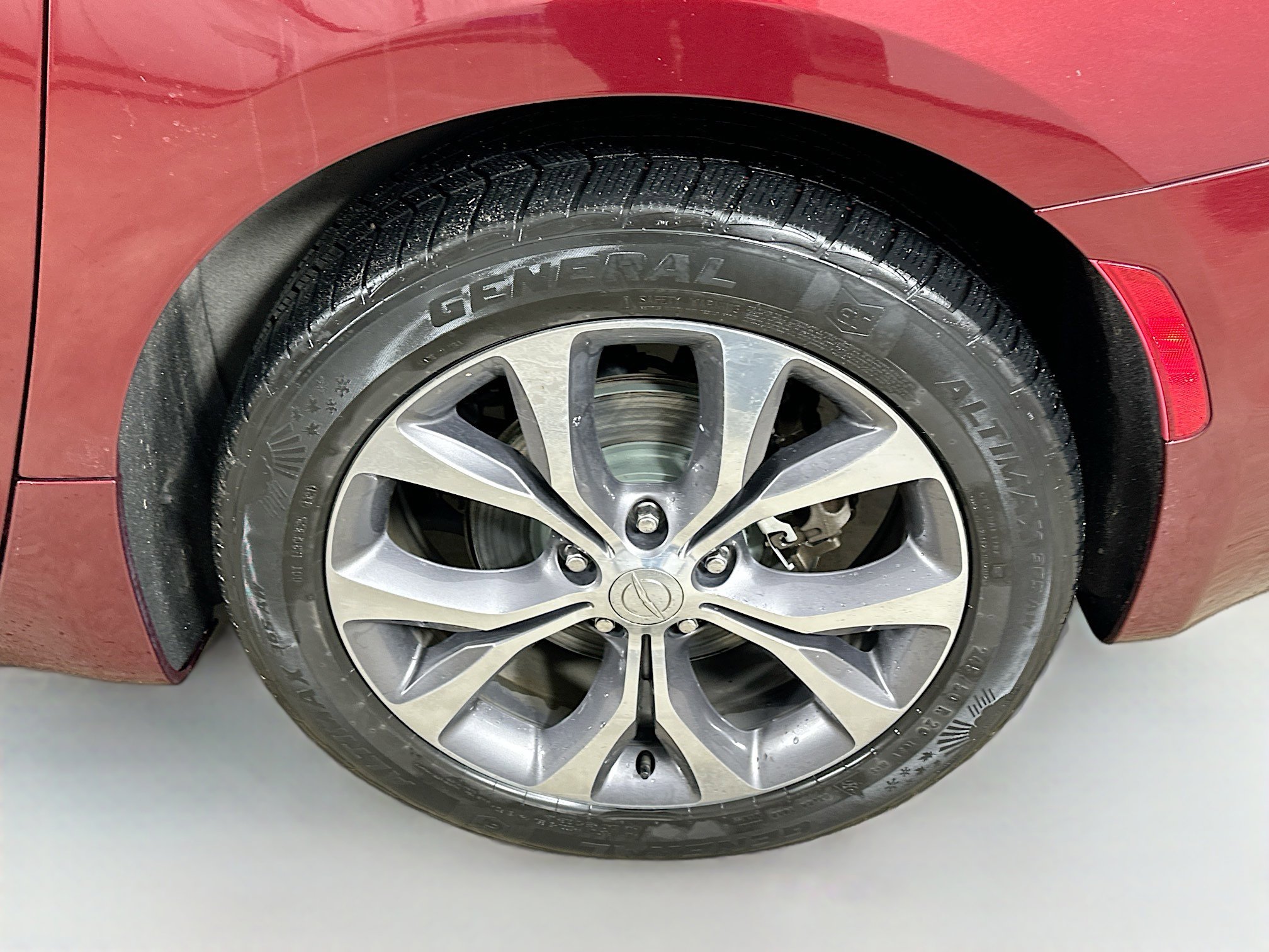 Used 2017 Chrysler Pacifica Limited FWD image 41