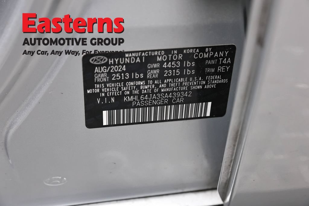 Used 2025 Hyundai Sonata SEL FWD image 35