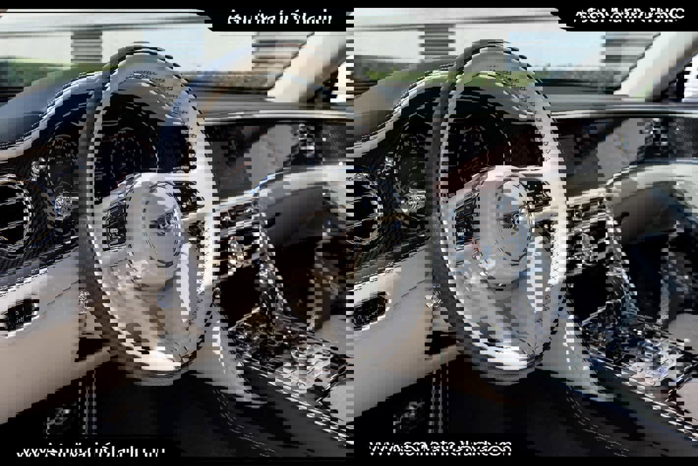 Used 2021 Bentley Flying Spur W12 image 11