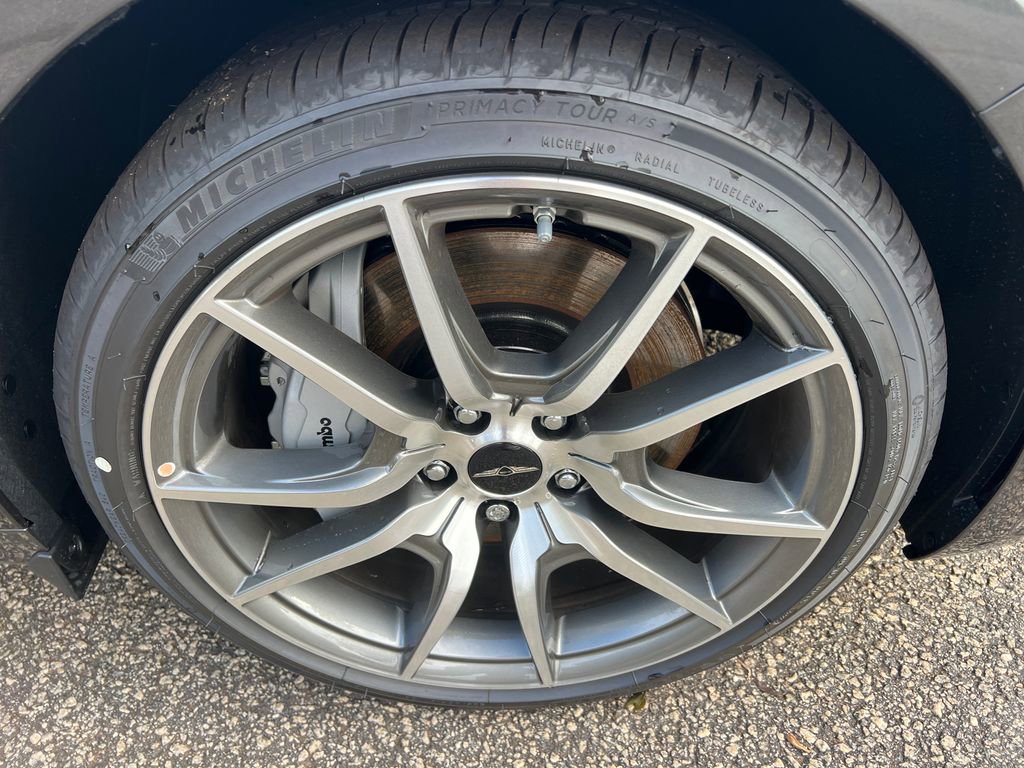 New 2026 Genesis G70 2.5T Prestige image 12