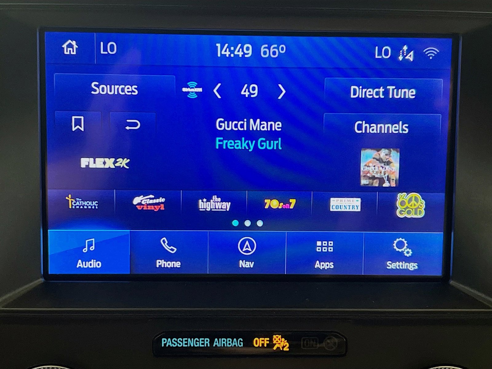 Used 2020 Ford Expedition Platinum image 11