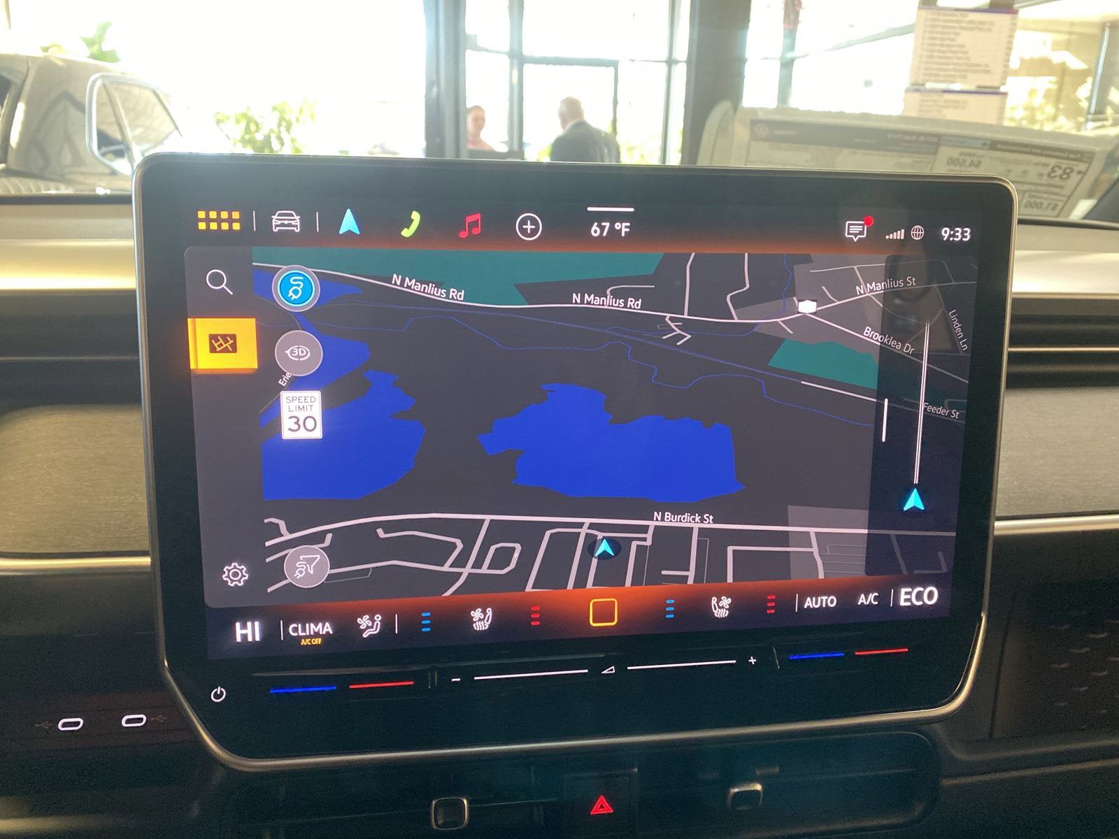 New 2025 Volkswagen ID. Buzz Pro S RWD image 16