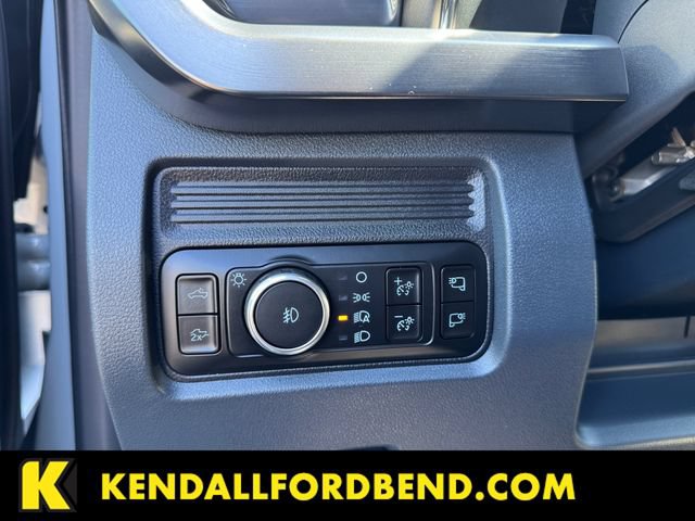 Used 2025 Ford F450 Lariat w/ FX4 Off-Road Package AWD/4WD image 23