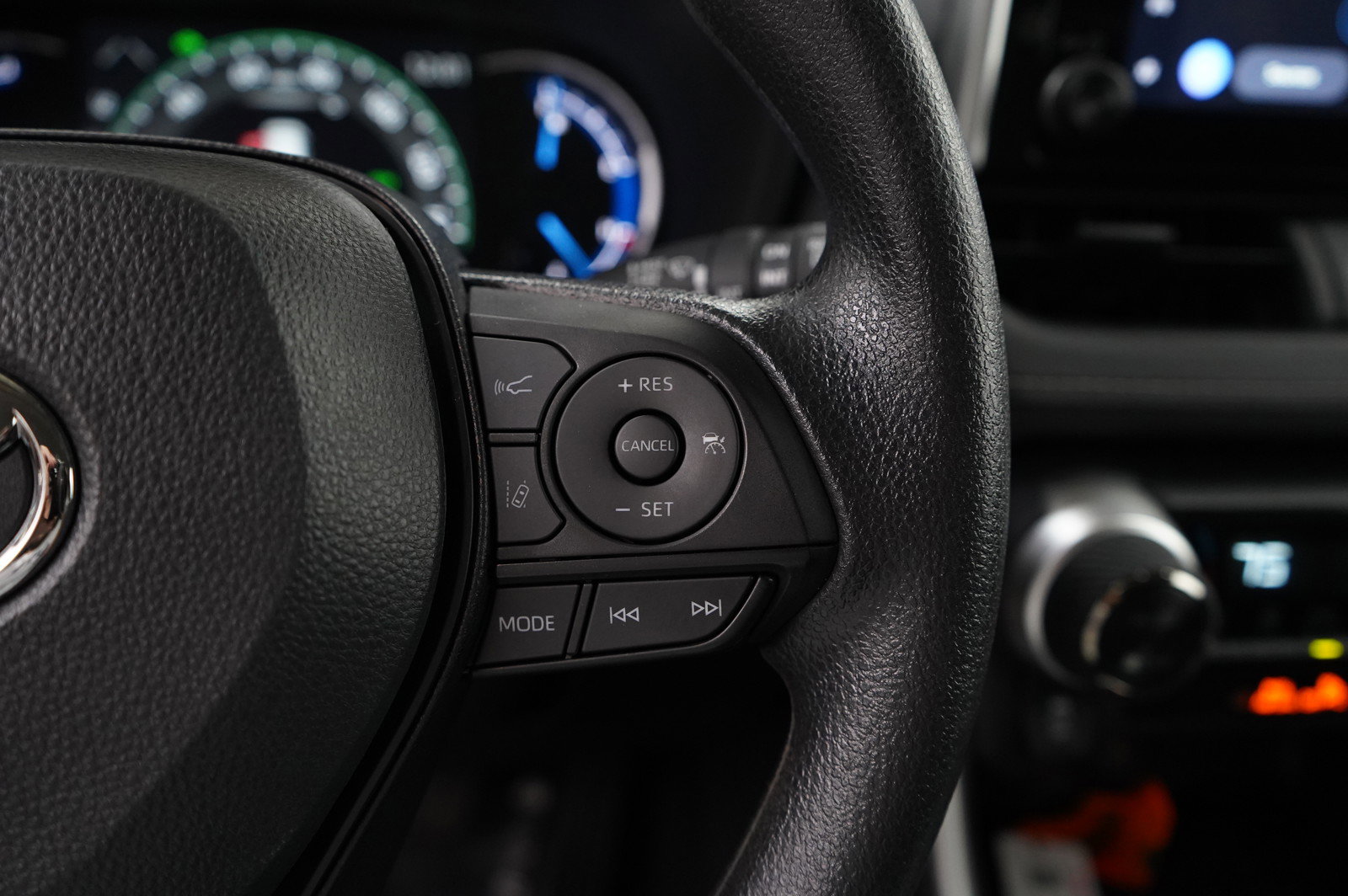 Used 2025 Toyota RAV4 Woodland Edition image 19