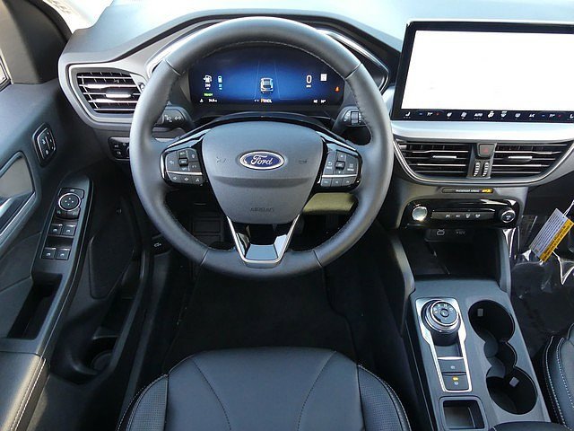 New 2025 Ford Escape SE w/ PHEV Premium Package image 16