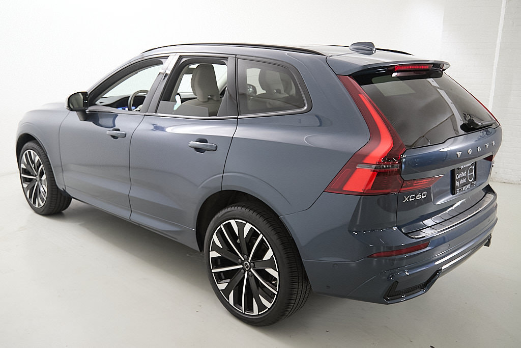 Certified 2026 Volvo XC60 B5 Ultra AWD/4WD image 7