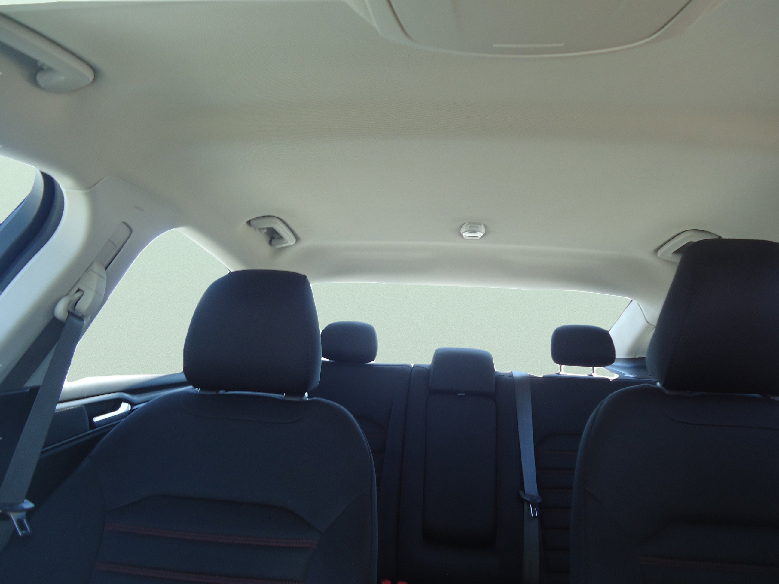 Used 2015 Ford Fusion SE FWD image 26