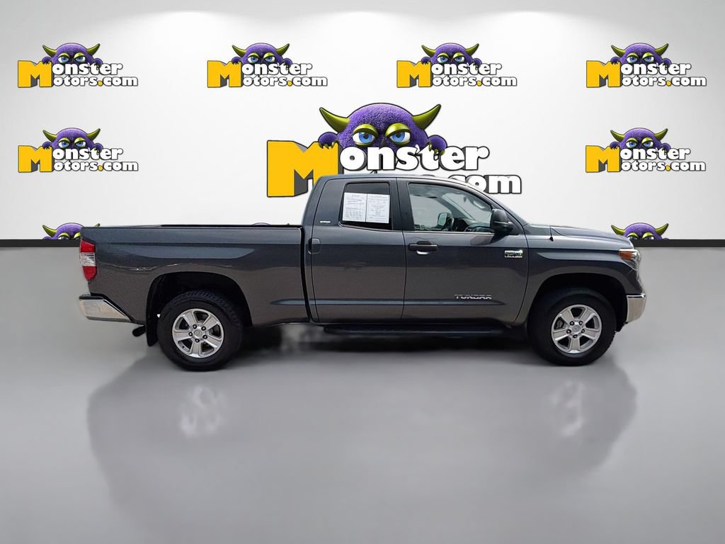 Used 2018 Toyota Tundra SR5 AWD/4WD image 4