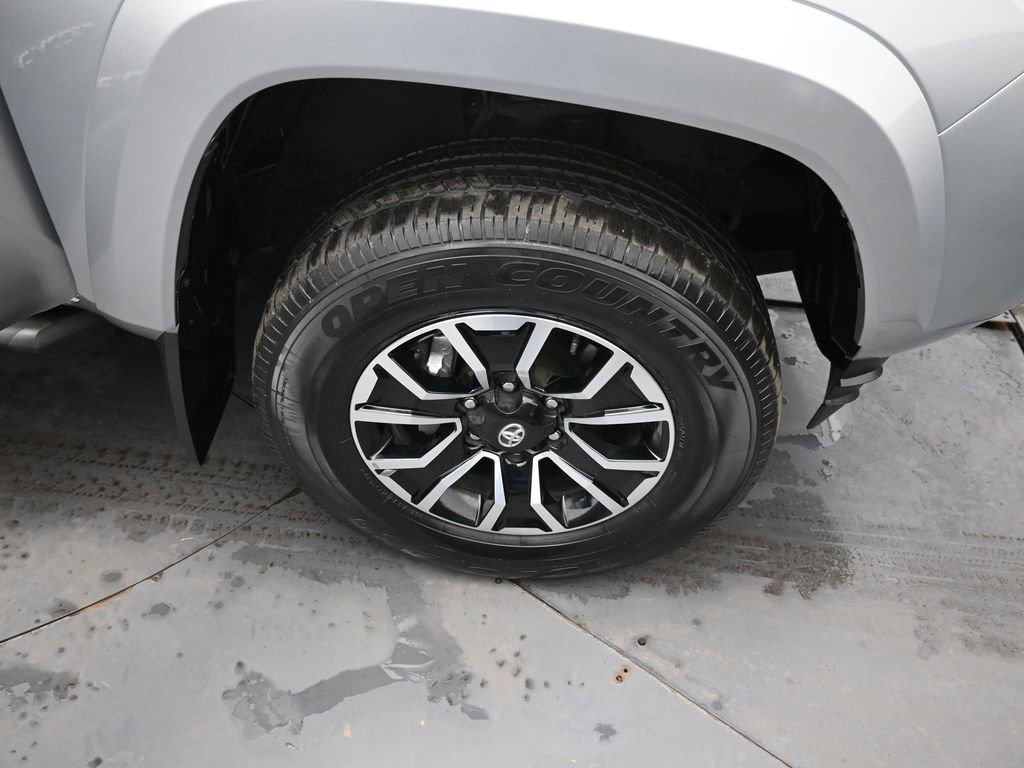 Used 2023 Toyota Tacoma TRD Sport image 33
