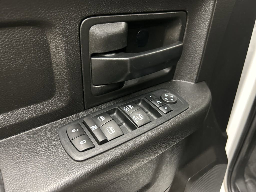 Used 2019 RAM 1500 Tradesman w/ Chrome Appearance Group image 24