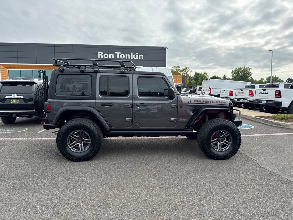 Used 2022 Jeep Wrangler Unlimited Rubicon AWD/4WD image 13