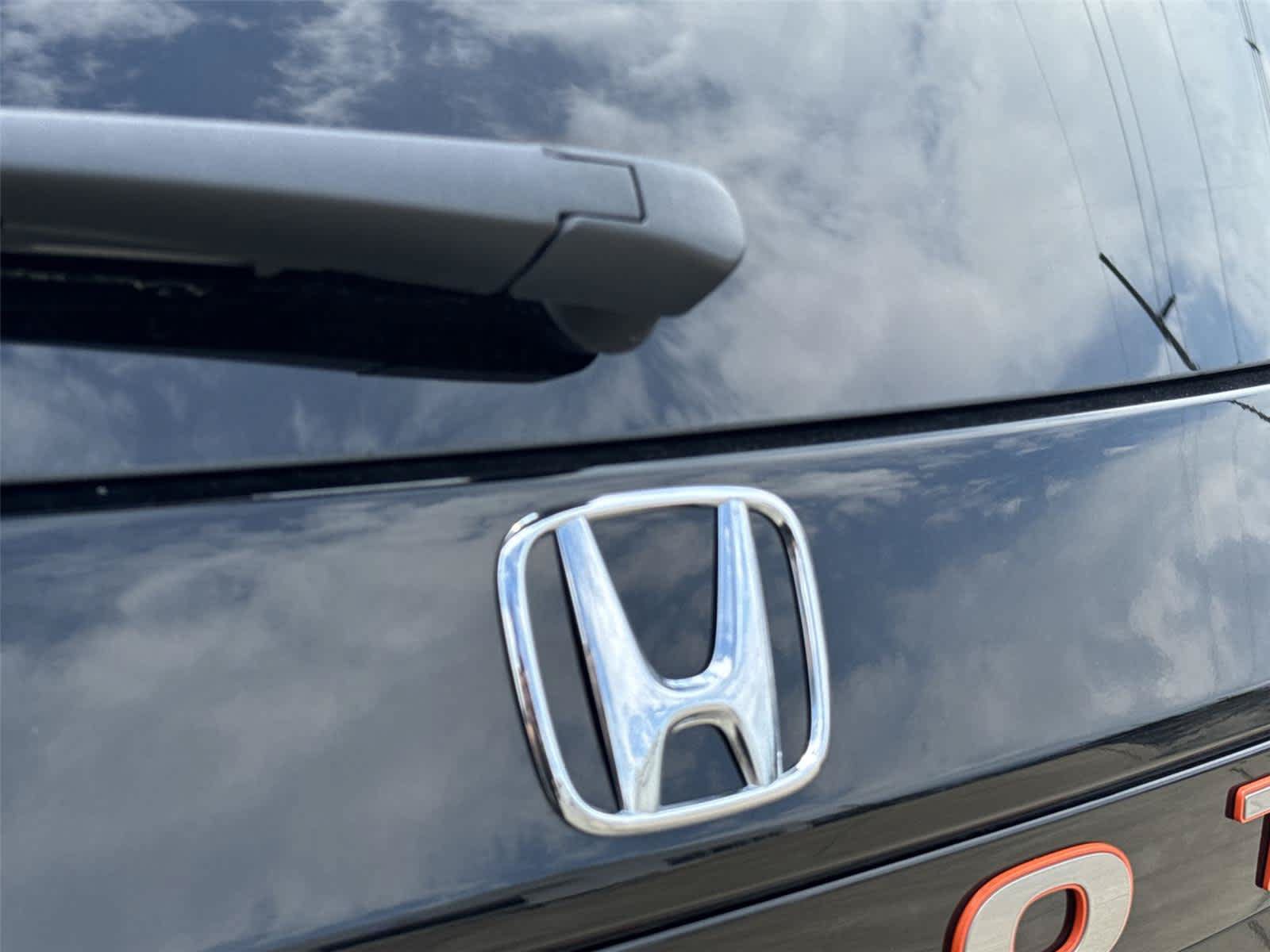 Used 2026 Honda Pilot TrailSport image 10