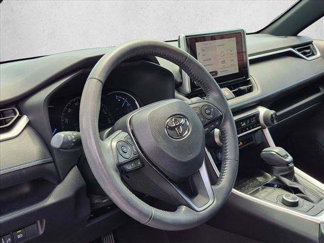 Used 2024 Toyota RAV4 SE AWD/4WD image 7