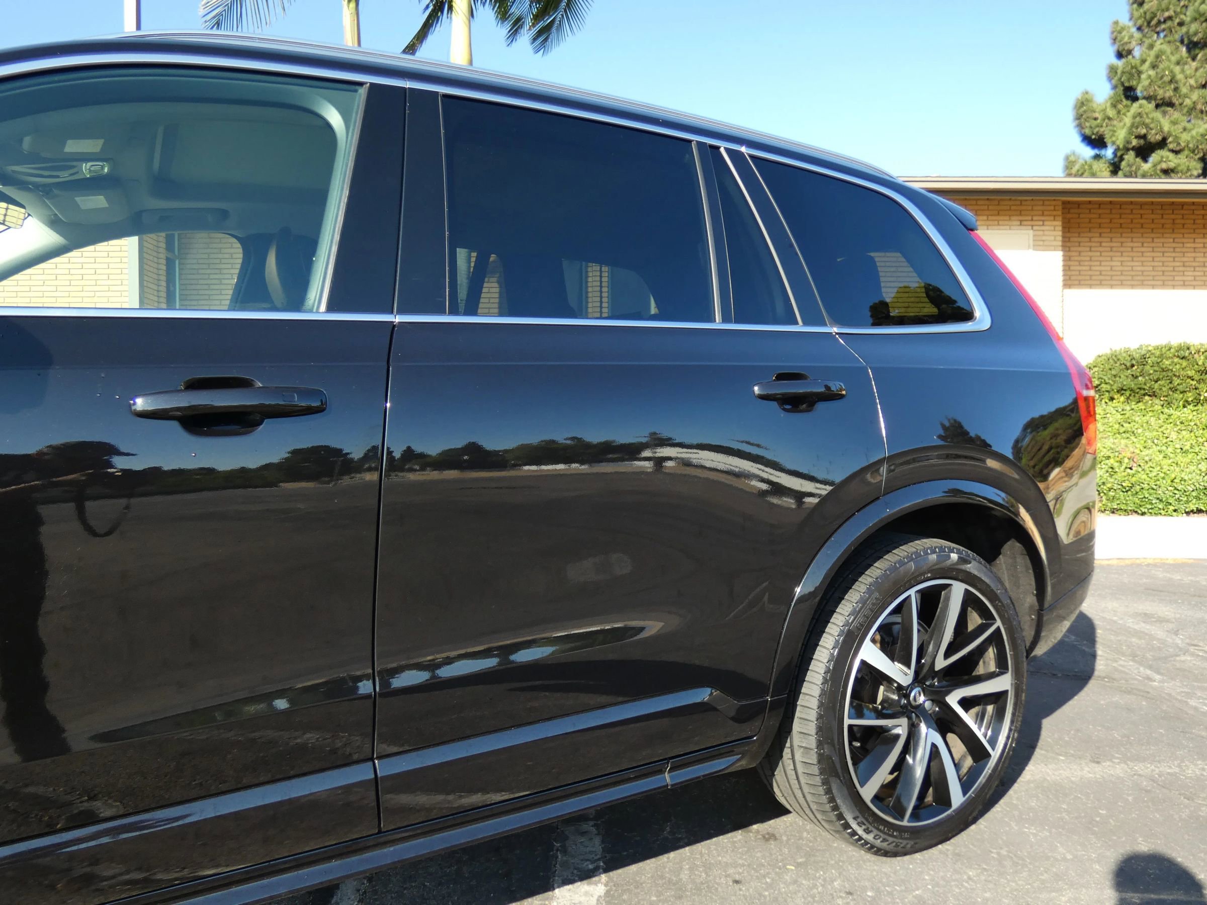 Used 2020 Volvo XC90 T6 Momentum image 13