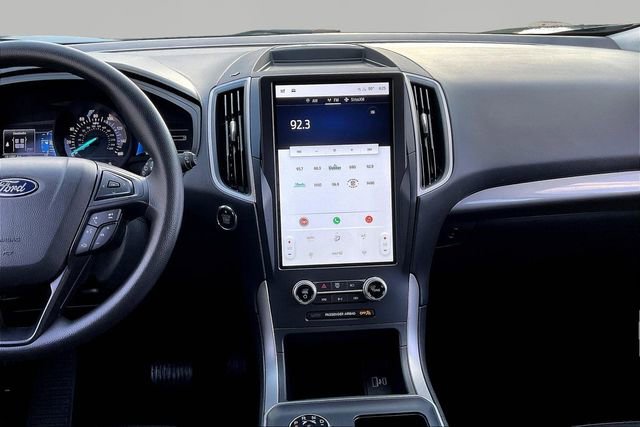 Used 2022 Ford Edge SE image 9