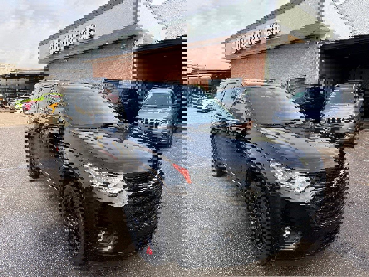 Used 2019 Chevrolet Traverse Premier w/ Redline Edition image 2