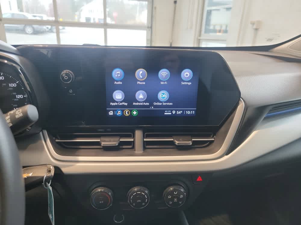 Used 2024 Chevrolet Trax LS FWD image 14