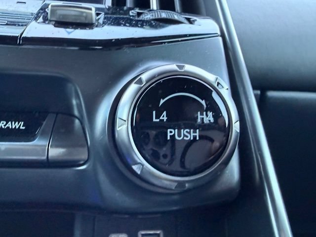 Used 2024 Lexus LX 600 4WD w/ Luxury Package image 22