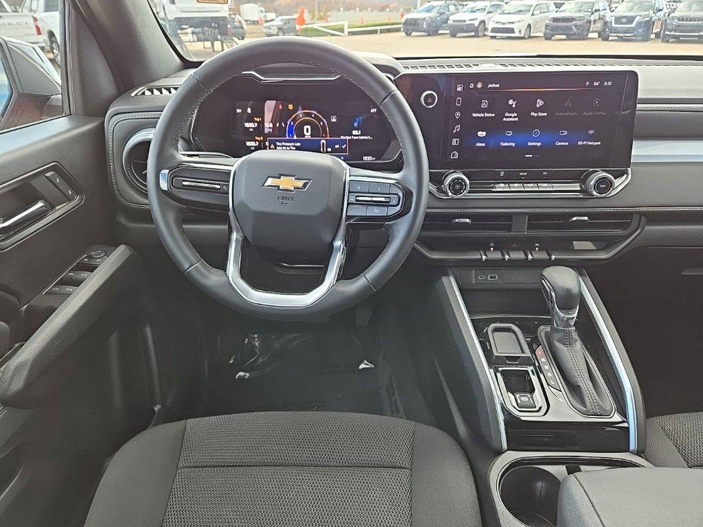 Used 2024 Chevrolet Colorado LT image 19