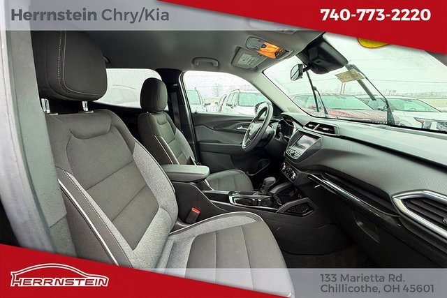 Used 2021 Chevrolet TrailBlazer LT w/ Driver Confidence Package image 24