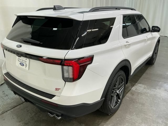 Used 2025 Ford Explorer ST w/ Sun And Sound Package AWD/4WD image 3