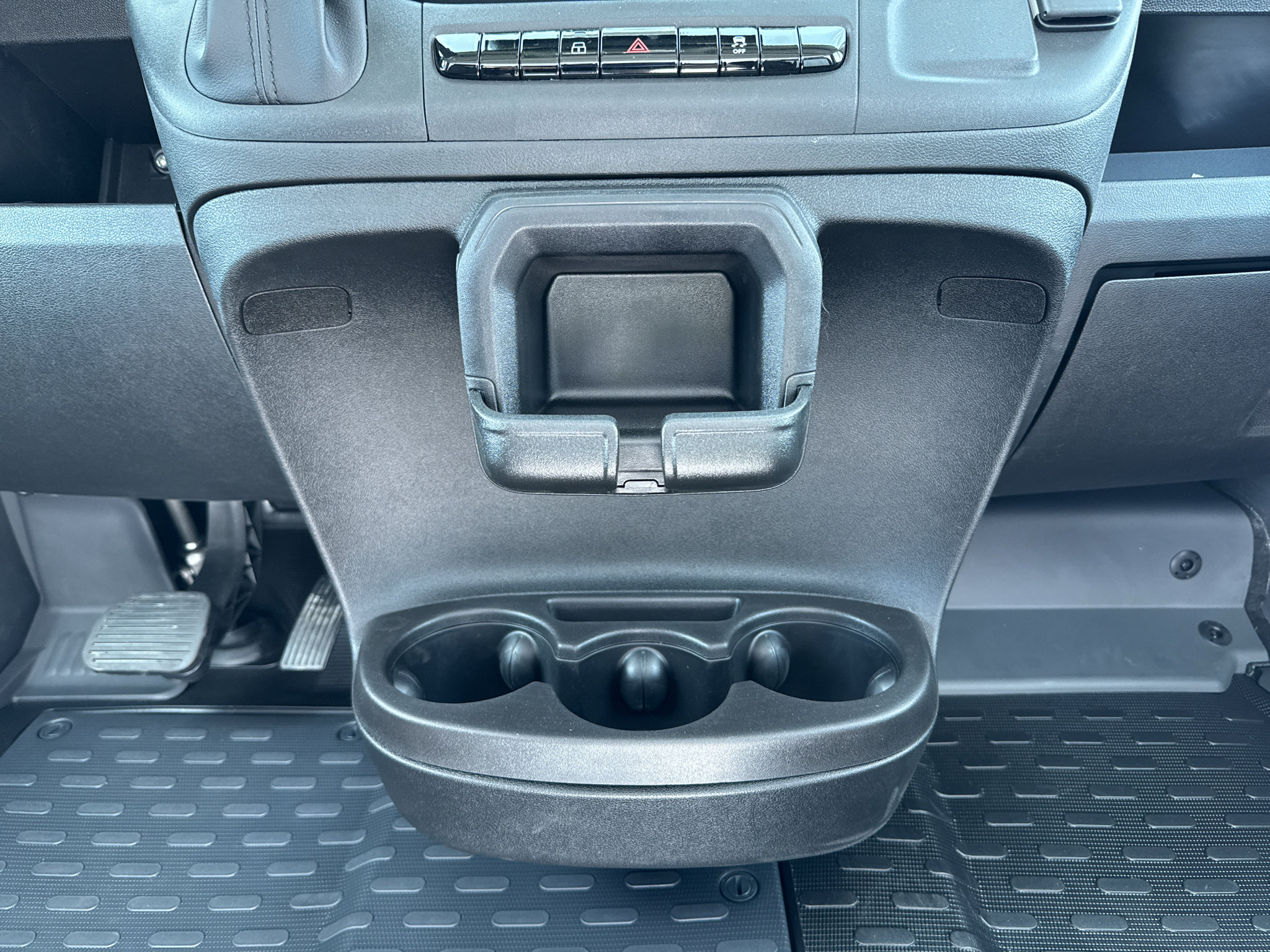 New 2026 RAM ProMaster 2500 w/ Convenience Group FWD image 31