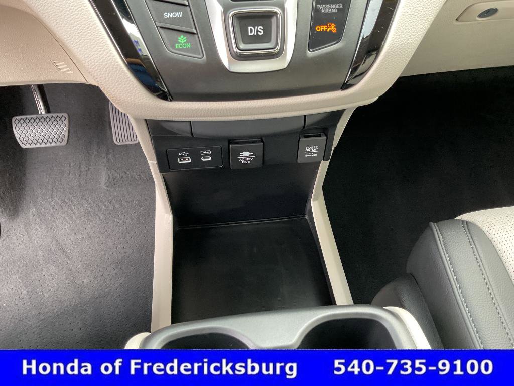 Used 2026 Honda Odyssey Elite image 39