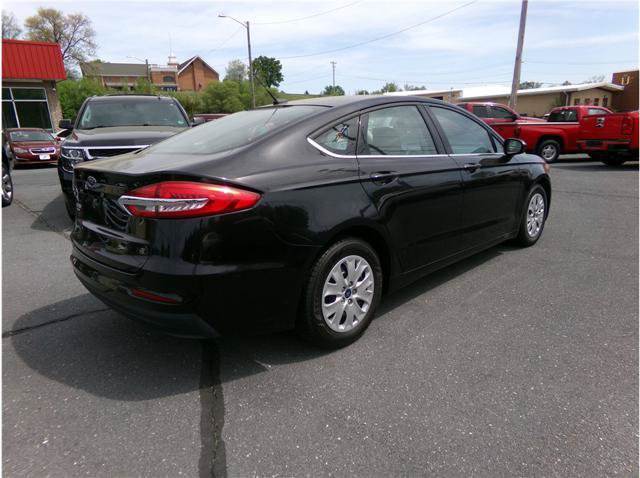 Used 2019 Ford Fusion S FWD image 11