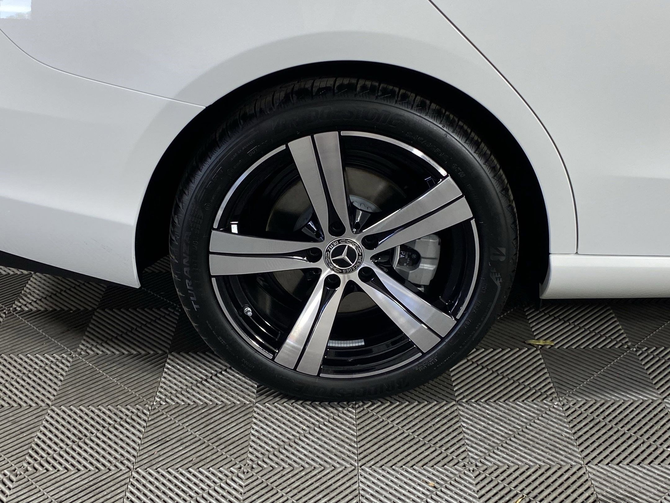 Used 2025 Mercedes-Benz C 300 C 300 image 10