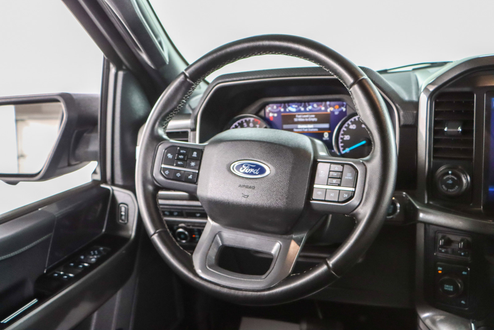 Used 2023 Ford F150 XLT w/ Equipment Group 302A High image 14