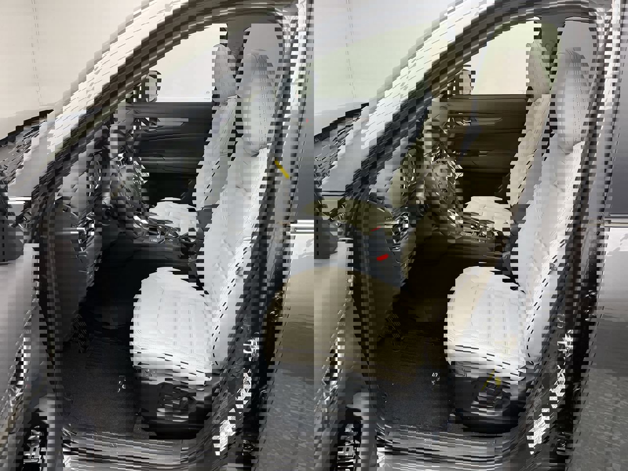 New 2025 MAZDA CX-5 AWD 2.5 S w/ Preferred Package image 3