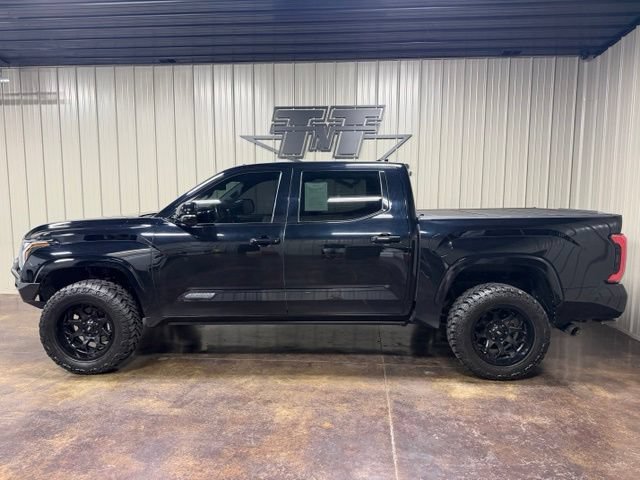 Used 2023 Toyota Tundra Platinum AWD/4WD image 3