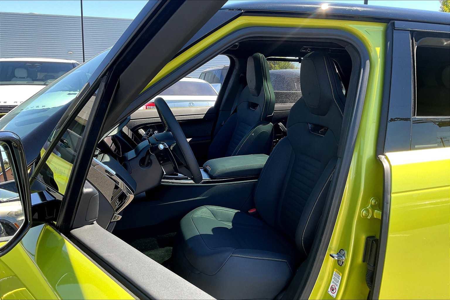 New 2025 Land Rover Range Rover Sport SV Edition Two image 11