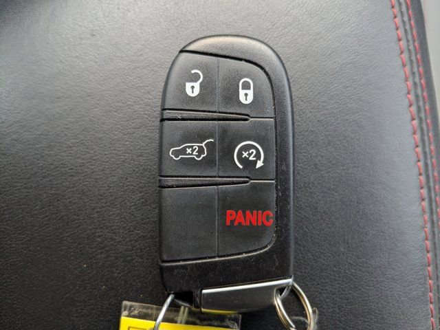 Used 2023 Dodge Durango R/T image 32