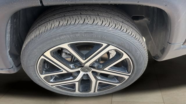 Used 2025 Jeep Compass Limited AWD/4WD image 8