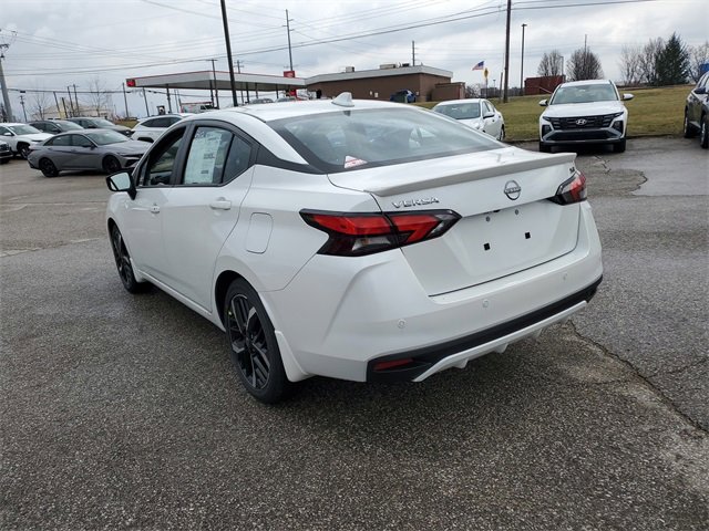New 2025 Nissan Versa SR w/ Trunk Package image 3