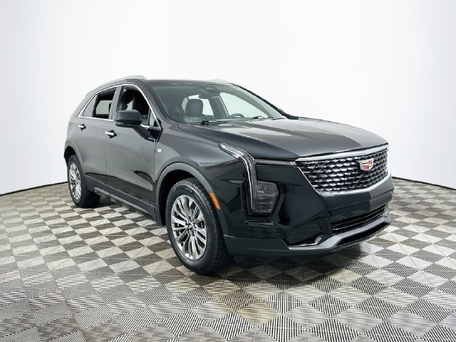 Used 2024 Cadillac XT4 Premium Luxury FWD image 1