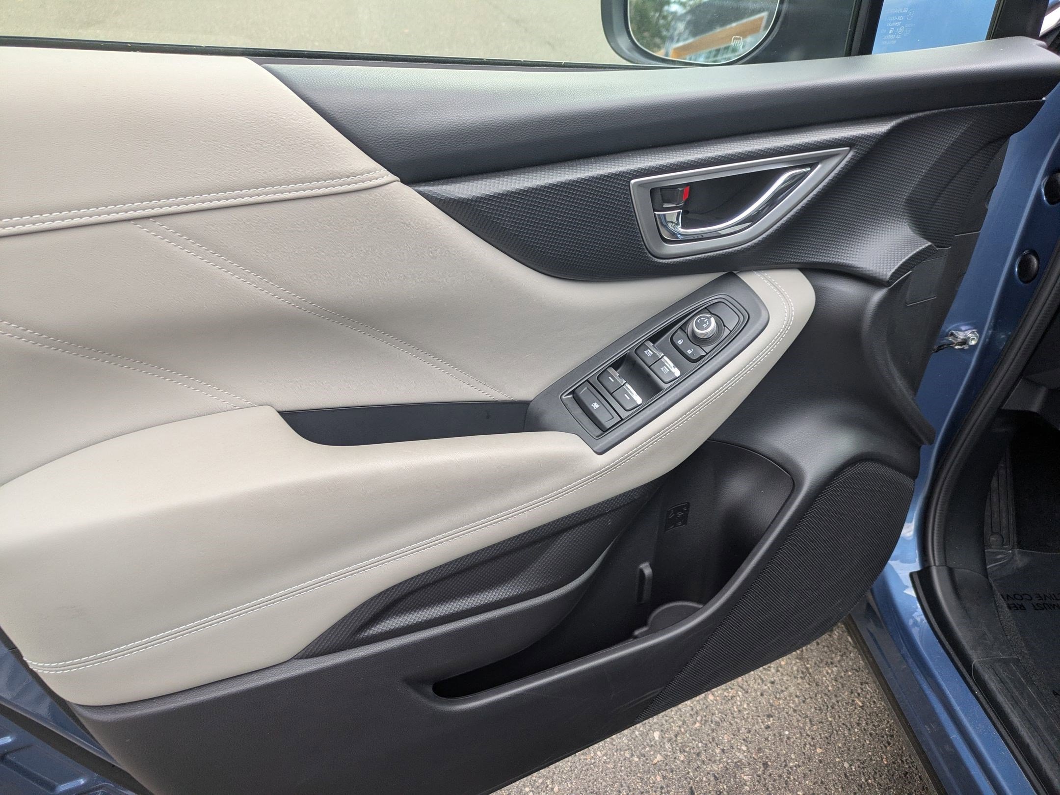 Used 2020 Subaru Forester Limited image 16