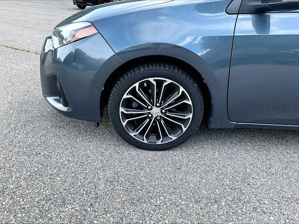 Used 2014 Toyota Corolla S Premium w/ Driver Convenience Package FWD image 7