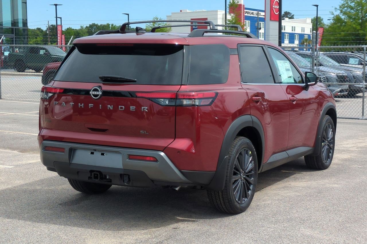New 2026 Nissan Pathfinder SL w/ SL Premium Package FWD image 4