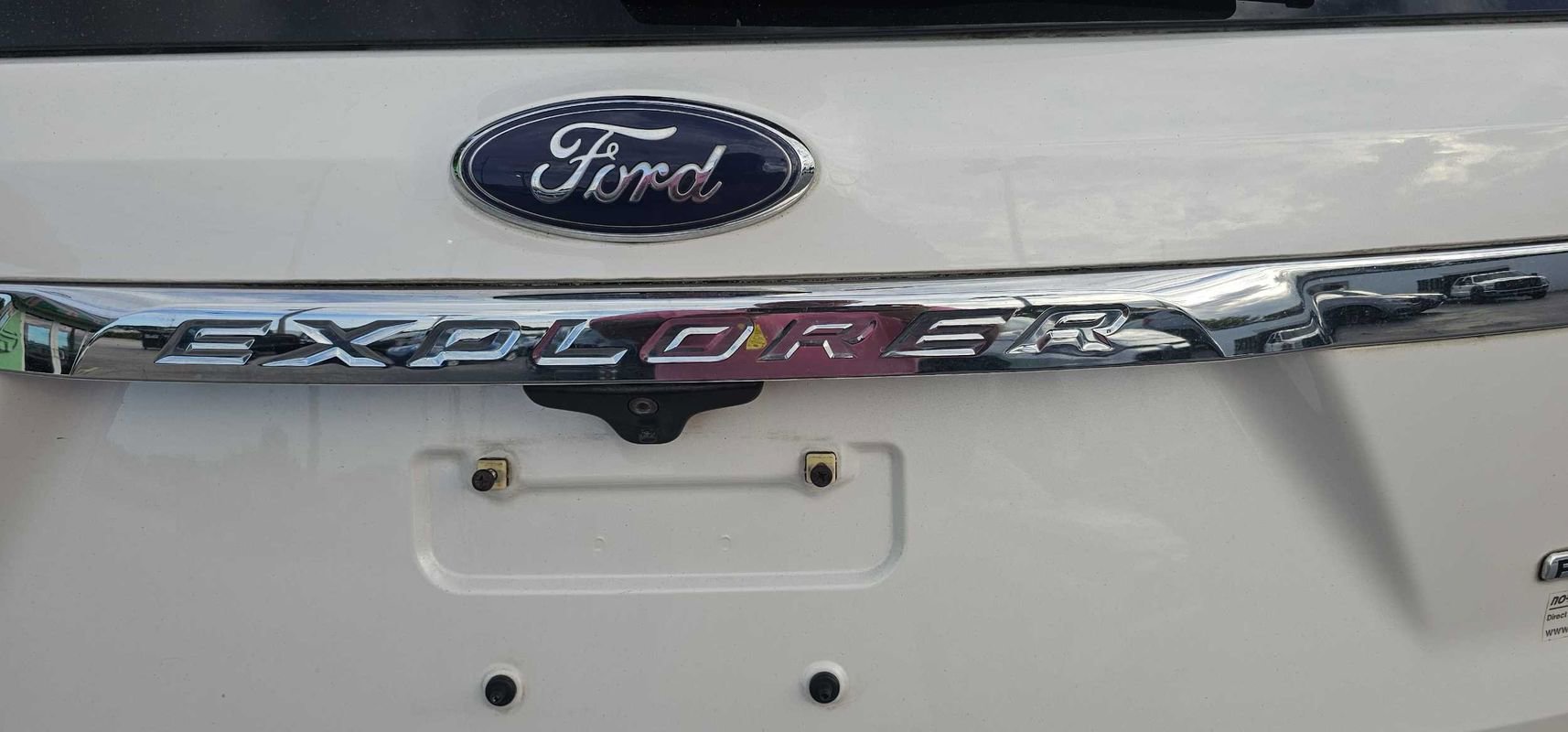 Used 2016 Ford Explorer Limited w/ Equipment Group 301A FWD image 18