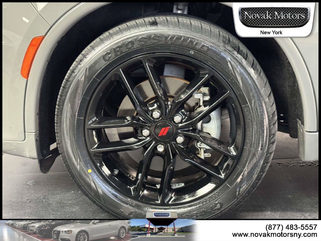 Used 2023 Dodge Durango R/T AWD/4WD image 9