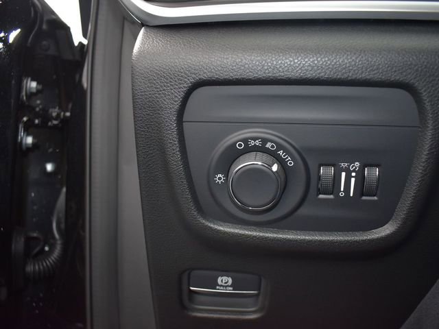 New 2025 Jeep Grand Cherokee L Altitude image 13